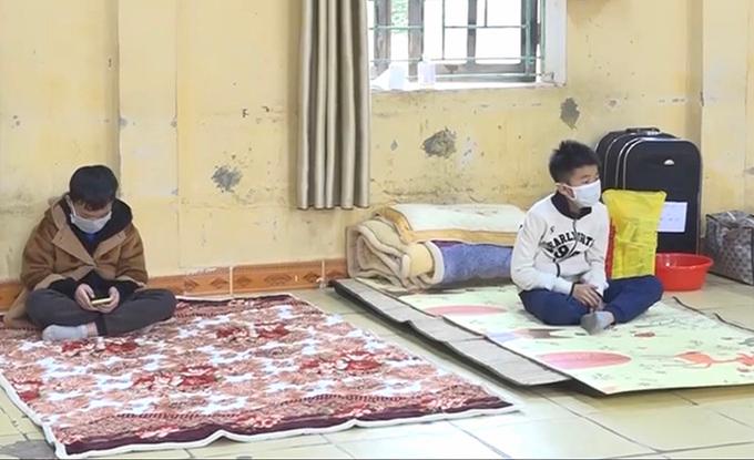 Các học sinh cách ly tại trường THCS Sao Đỏ. 