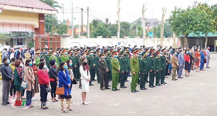 Các lực lượng tham dự lễ phát động.