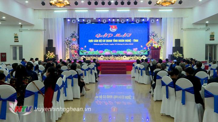 Toàn cảnh buổi gặp mặt.