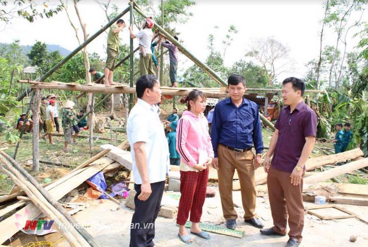 Chính quyền địa phương thăm hỏi, động viên các gia đình bị ảnh hưởng