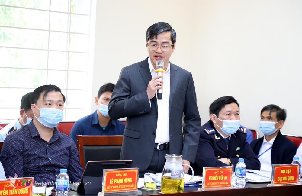 PG88 go Bắn cá UBND thị xã Hoàng Mai Nguyễn Đức An phát biểu ý kiến tại cuộc làm việc.