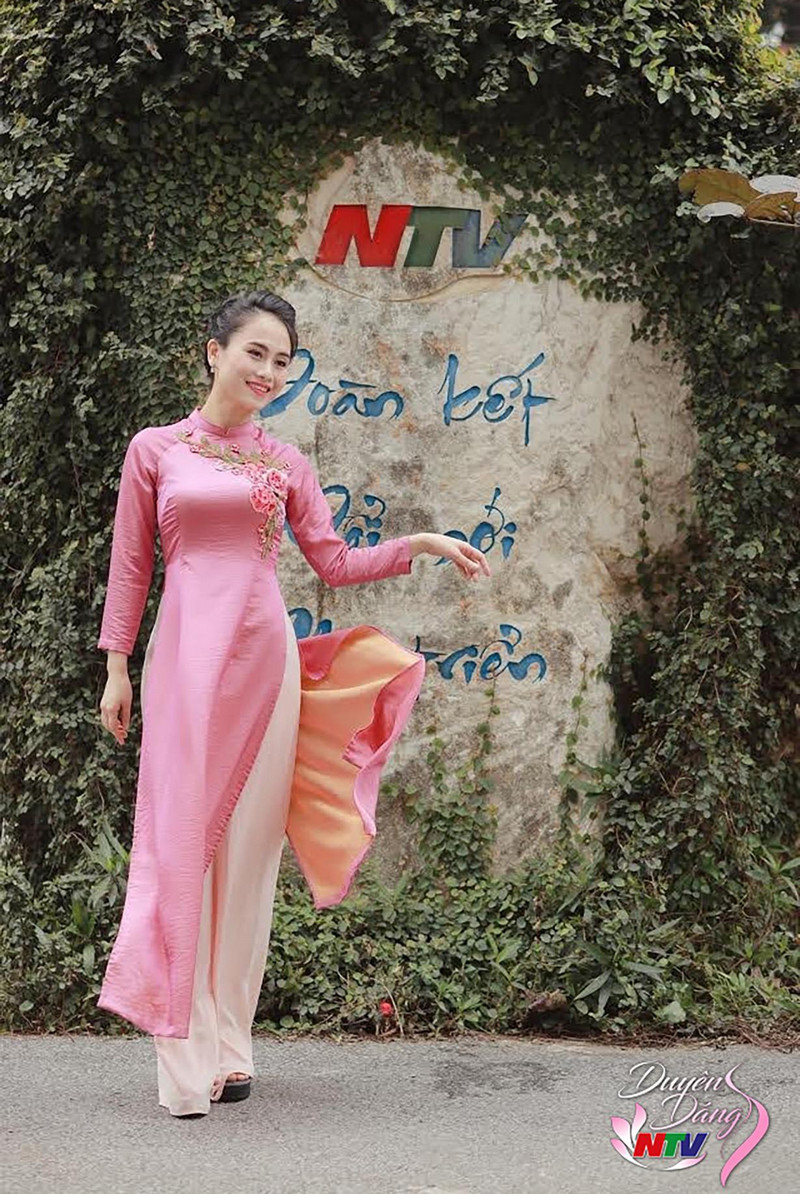 PTV Hồng Dên - gương mặt quen thuộc trong các PG88.com Win thời sự của NTV.