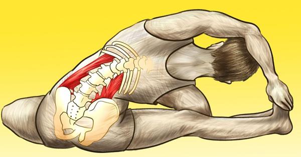 Ngồi trên thảm với chân phải mở rộng sang một bên, gập đầu gối trái và lòng bàn chân trái kéo gần phía trong đùi phải. Cúi người sang bên phải và nắm lấy chân phải bằng cả hai tay. Giữ trong 60 giây, sau đó đổi bên. 