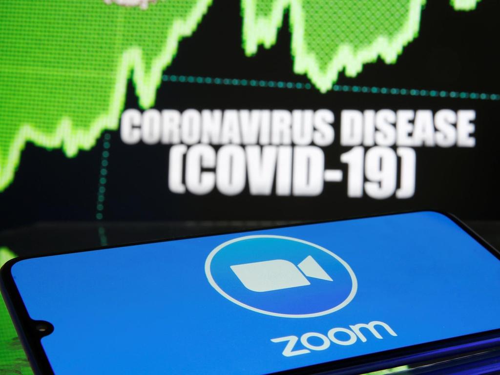 uy dễ thiết lập và sử dụng, Zoom không phải công cụ họp, học online an toàn.