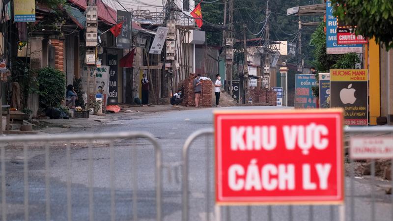 Tại khu vực cách ly ở thôn Hạ Lôi, xã Mê Linh, huyện Mê Linh