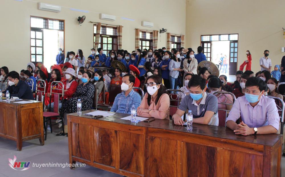 Các đại biểu tại vòng sơ khảo.