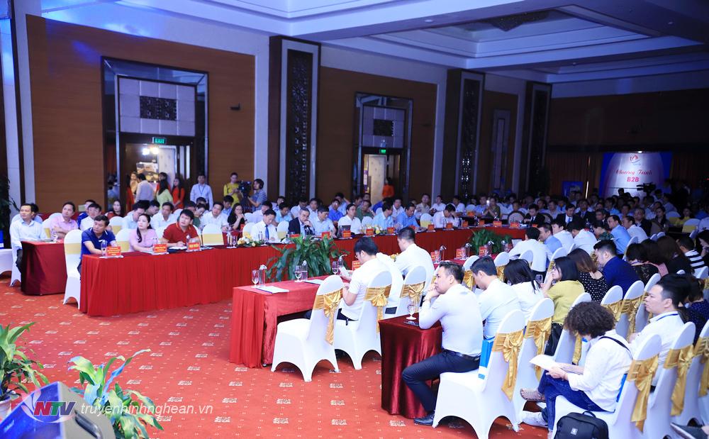 Các đại biểu dự hội thảo.