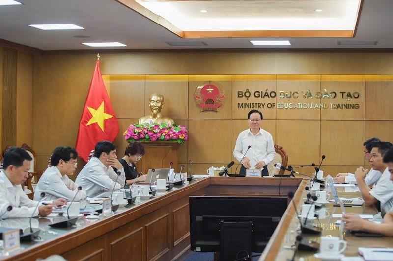 Bộ trưởng Bộ Giáo dục và Đào tạo Phùng Xuân Nhạ chủ trì Hội nghị trực tuyến về Công tác tuyển sinh đại học, cao đẳng ngành Giáo dục Mầm non ngày 8/5.