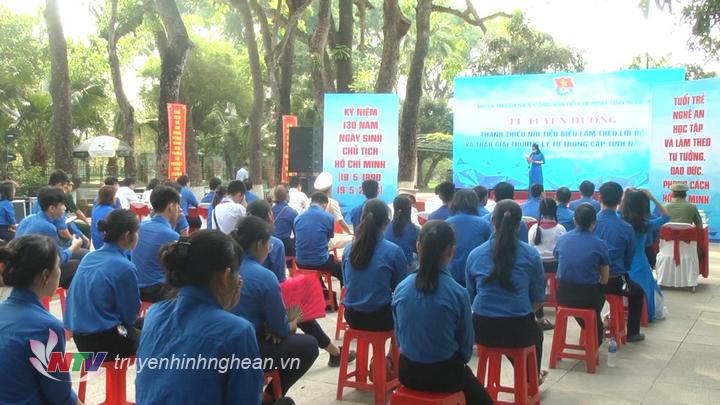 Toàn cảnh buổi lễ.