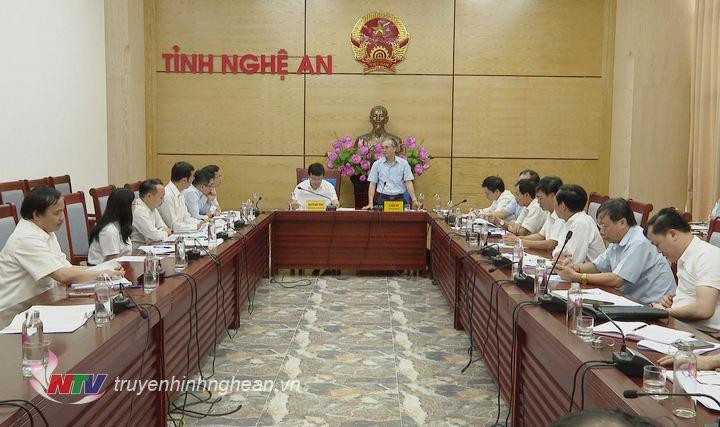 Toàn cảnh buổi làm việc.