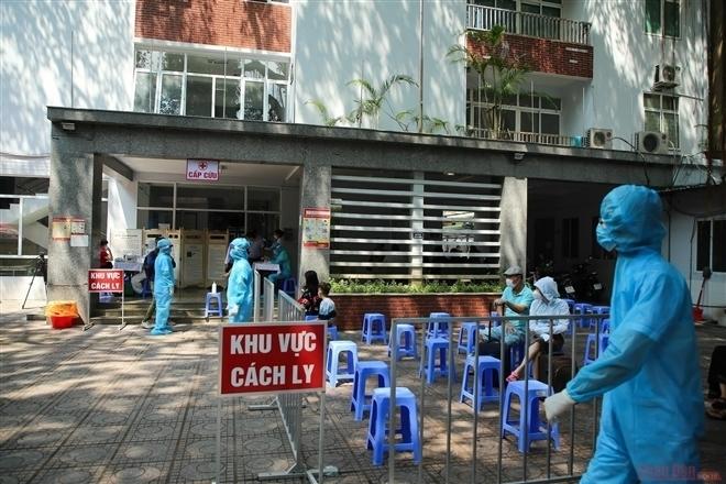 Cách ly Bệnh viện Quân y 105 sau ca dương tính với nCoV.