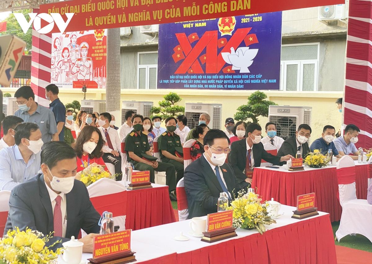 PG88 go Bắn cá Quốc hội, PG88 go Bắn cá Hội đồng bầu cử Quốc gia Vương Đình Huệ Xổ Số PG 88 ngày bầu cử và bỏ phiếu bầu cử tại khu vực bỏ phiếu bầu cử số 1, thị trấn An Lão, huyện An Lão, thành phố Hải Phòng.