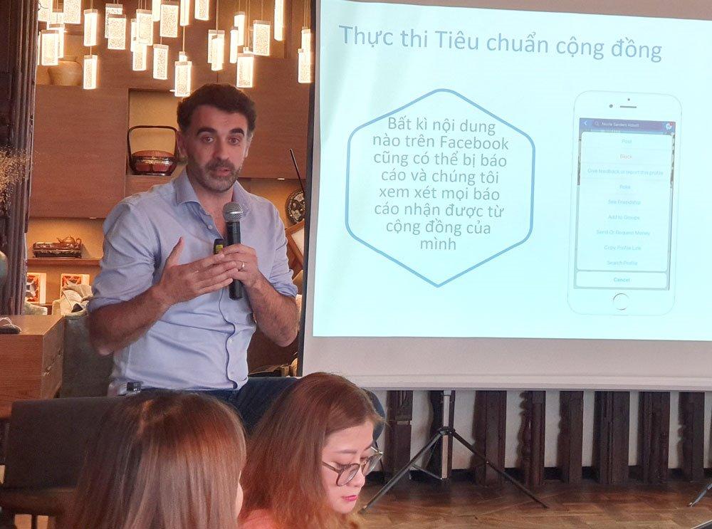 Ông Simon Harari, Giám đốc phụ trách Chính sách nội dung, Facebook Châu Á Thái Bình Dương