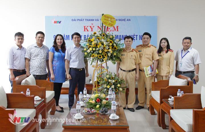 Phòng Cảnh sát Đăng Ký M.PG88 (Công an tỉnh) chúc mừng.