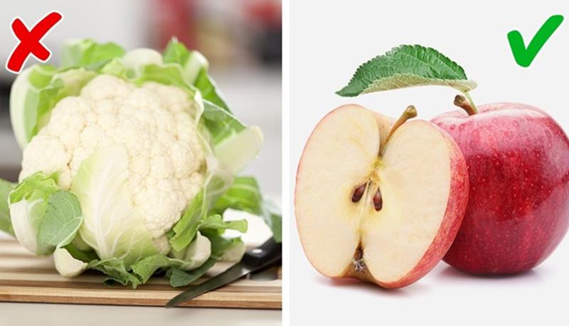 Súp lơ vs Táo: Do có đặc tính “tẩy rửa tự nhiên”, táo giúp chống hôi miệng. Trong khi đó, súp lơ có chứa choline - một chất dinh dưỡng giống như vitamin B, có thể gây ra mùi hôi cơ thể.