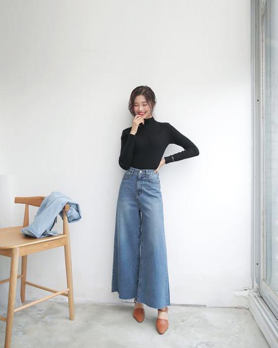 Các tín đồ thời trang châu Á thích phối quần jeans cổ điển cùng các mẫu giầy cao gót để 'ăn gian' chiều cao.