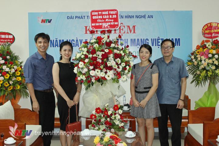 PG88 link tải quảng cáo nghệ thuật