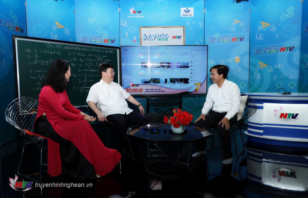 PG88 go Bắn cá UBND tỉnh Nguyễn Đức Trung tham quan Studio đa năng của Đài.