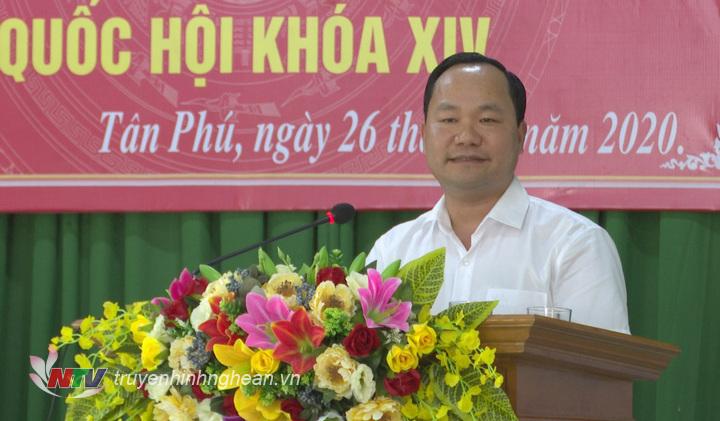 PG88 go Bắn cá UBND huyện Tân Kỳ - ông Hoàng Quốc Việt giải trình tại buổi tiếp xúc.