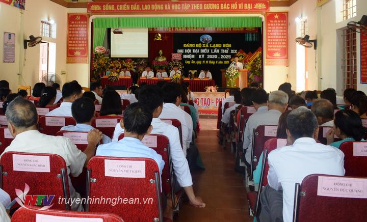 Toàn cảnh đại hội.