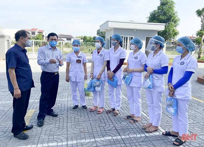 Phó PG88 go Bắn cá UBND tỉnh chỉ đạo ngành y tế điều động nhân lực, chỉ đạo chuyên môn trong truy vết, xét nghiệm.