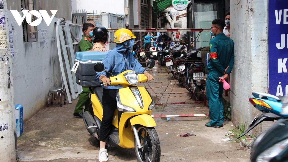 Một điểm phong tỏa liên quan ổ dịch Hội thánh truyền giáo Phục Hưng (quận Gò Vấp, TP.HCM).
