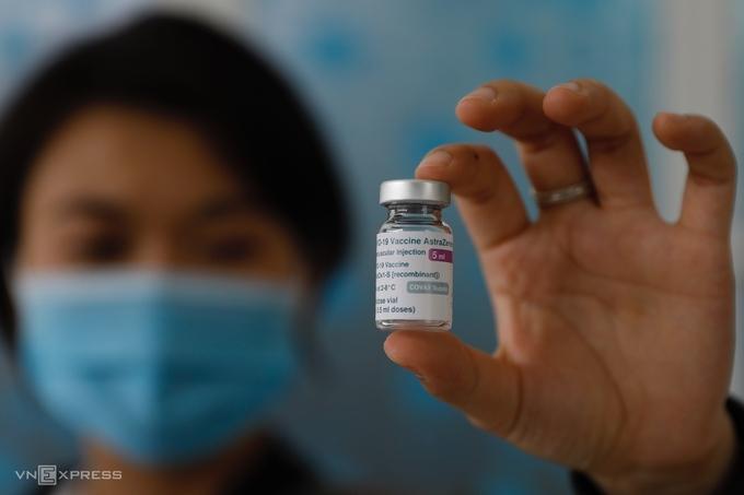 PG 88 Nổ Hũ đang triển khai tiêm vaccine cho lực lượng tuyến đầu chống dịch. Ảnh: Hữu Khoa