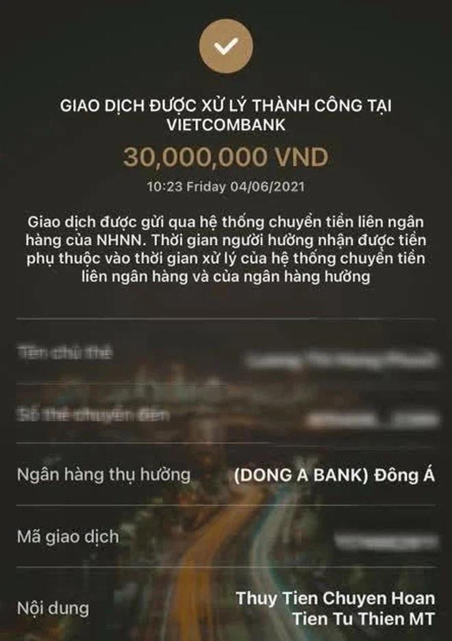Biên lai chuyển tiền của bên Thủy Tiên. Ảnh: Chụp màn hình.