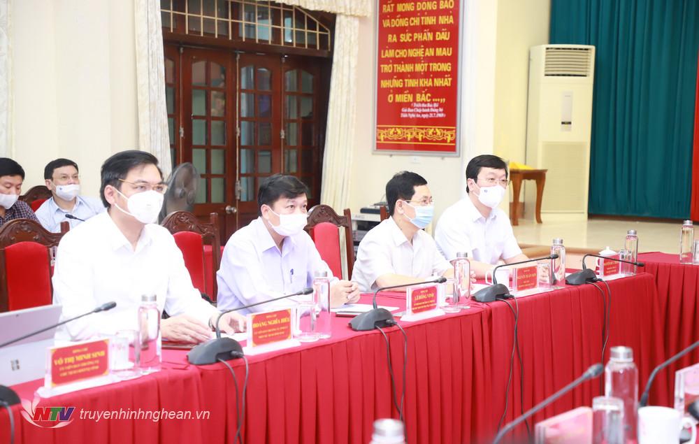 Các đại biểu tại điểm cầu PG88 go Bắn cá theo dõi hội nghị trực tuyến.