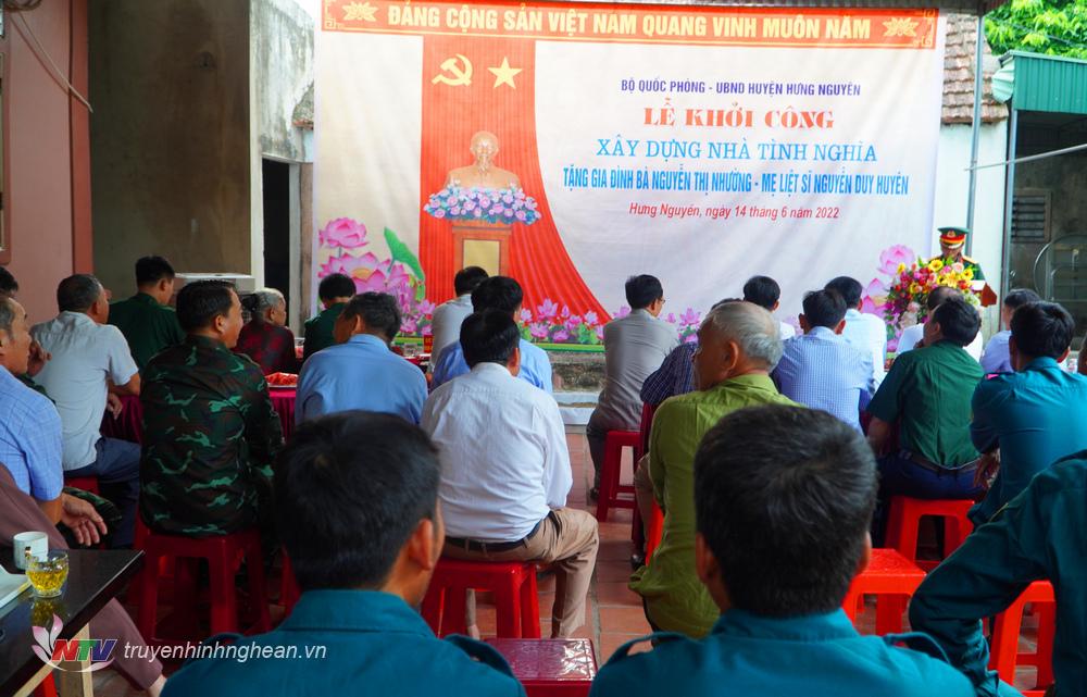 Quang cảnh lễ khởi công.