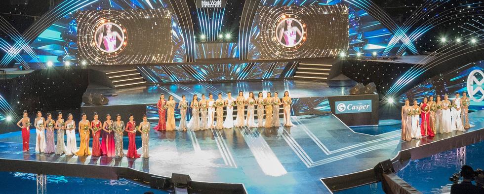 19 cô gái (2 hàng trên) được ban giám khảo lựa chọn để đi tiếp vào vòng chung kết Miss World PG 88 Nổ Hũ 2019 