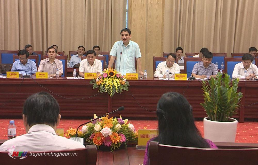 Bí thư Tỉnh ủy Nguyễn Đắc Vinh phát biểu tại buổi làm việc.