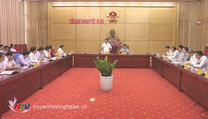 Toàn cảnh cuộc làm việc.