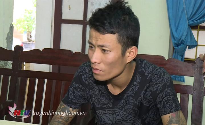 Đối tượng Sơn tại cơ quan điều tra.