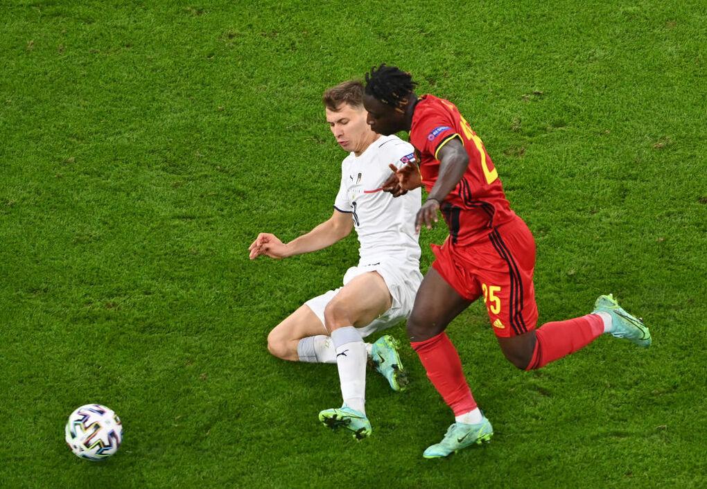 Bàn mở tỷ số của Nicolo Barella cho Italy. Ảnh: FIGC