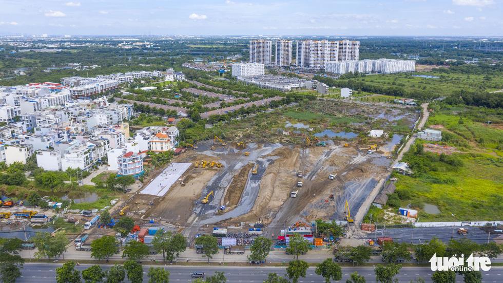 M.PG88 Vào bóng chia làm 2 giai đoạn: giai đoạn 1, ngày 30-8 sẽ bàn giao 1.200 giường, giai đoạn 2 cuối tháng 9 sẽ bàn giao 2.300 giường còn lại