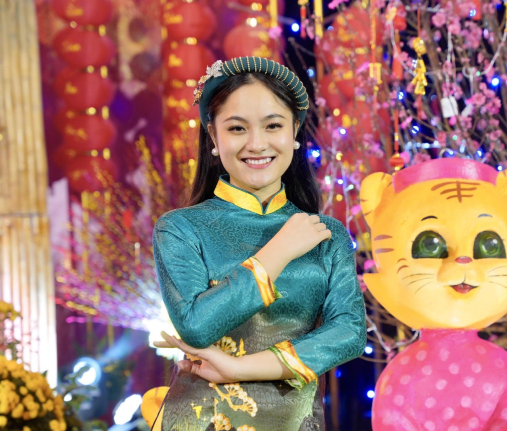 Thí sinh Nguyễn Thị Thu Lương SBD 27