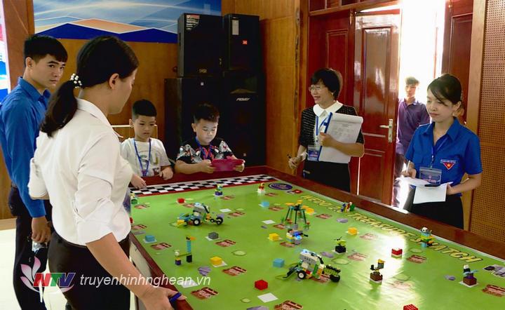 Nội dung thi Lego