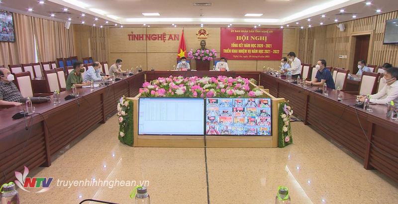 Toàn cảnh hội nghị.