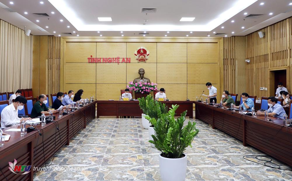 Toàn cảnh cuộc họp.