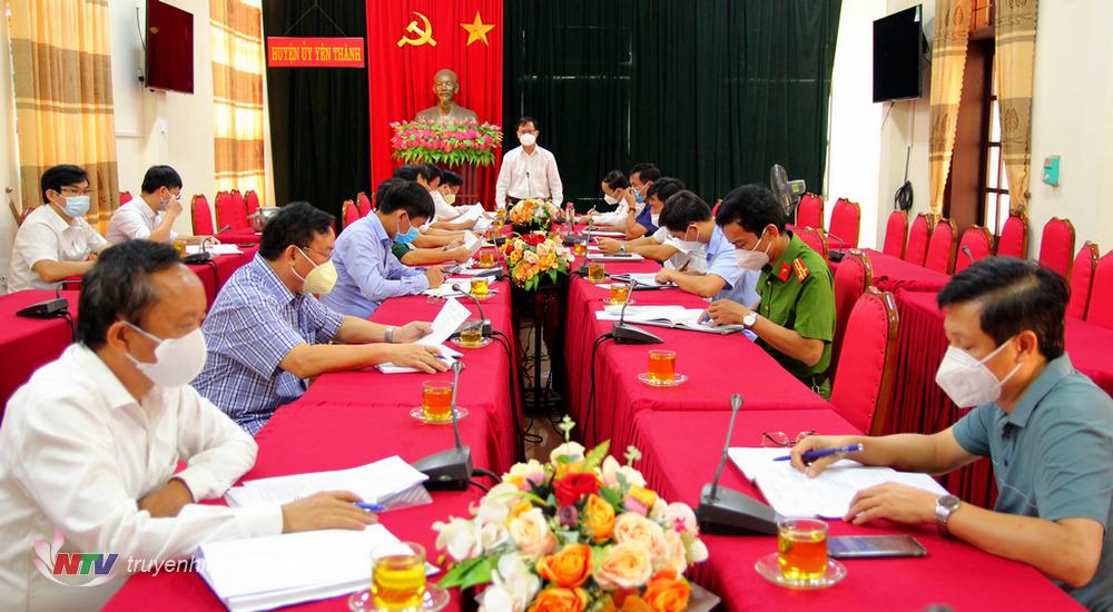 Toàn cảnh buổi làm việc.