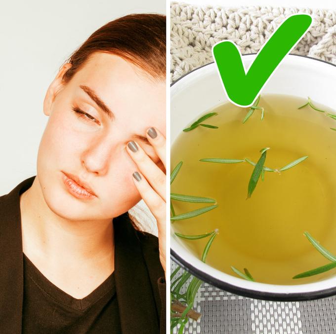 Phục hồi thể lực   Ngâm chân bằng hỗn hợp thảo mộc giúp phục hồi thể lực sau một ngày làm việc mệt mỏi. Chuẩn bị một chậu nước nóng, thêm hai thìa muối Epsom hoặc muối biển, một thìa baking soda, một thìa dầu ô liu nguyên chất và bất kỳ loại thảo mộc nào bạn thích - rau mùi tây, hương thảo hoặc bạc hà. Ngâm chân trong 20 - 30 phút.