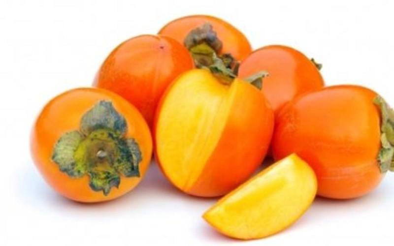 Lưu ý: Quả hồng giòn có thể làm giảm huyết áp đáng kể, vì vậy nếu bạn bị hạ huyết áp (huyết áp thấp), nó có thể gây nguy hiểm.
