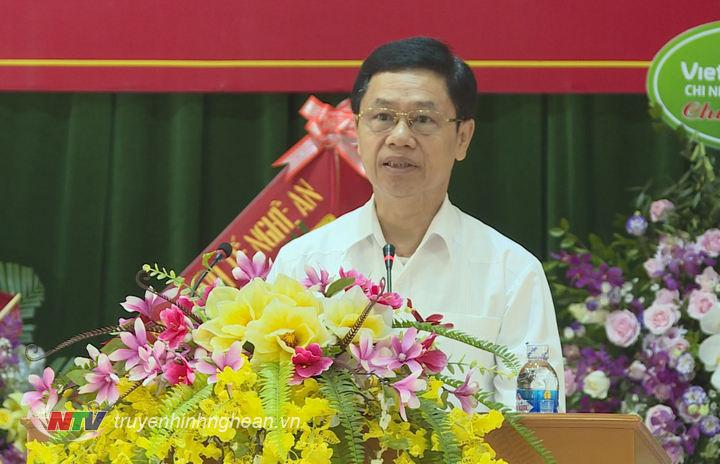 Phó Bí thư Thường trực Tỉnh ủy Nguyễn Xuân Sơn phát biểu tại lễ khai giảng.