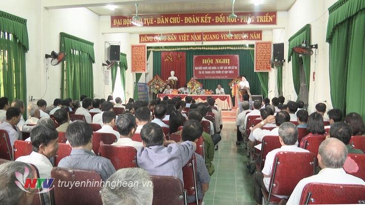 Toàn cảnh buổi tiếp xúc cử tri.