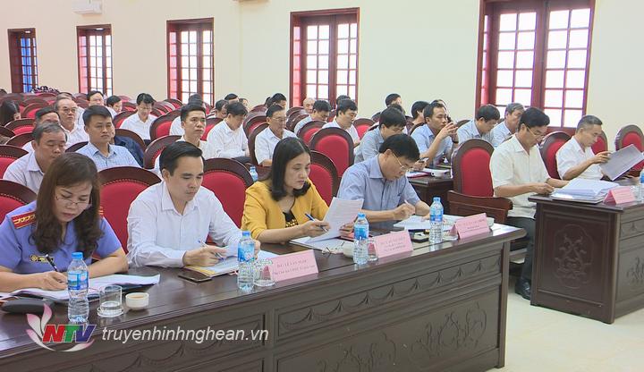 Các đại biểu tham dự hội nghị.
