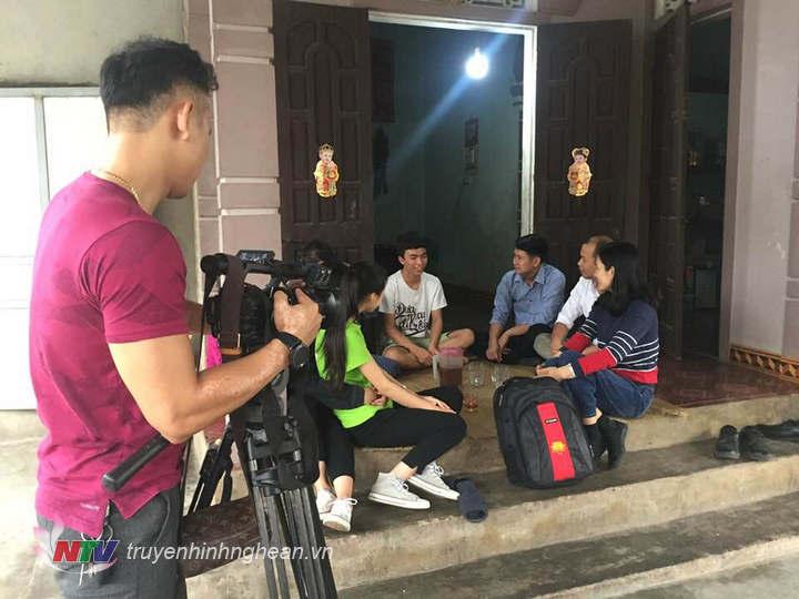 Nụ cười nhịp cầu nhân ái.