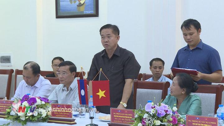 Đại diện Đoàn đại biểu CHDCND lào phát biểu tại buổi chào xã giao.