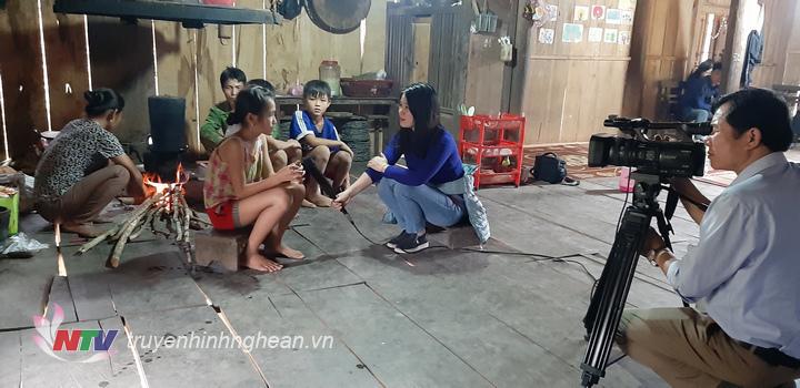 Những chuyến công tác dài ngày,  đổi lại niềm vui từ nhân vật