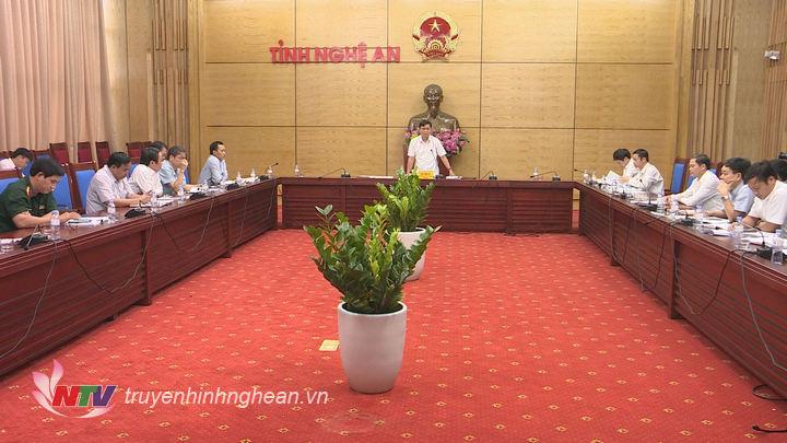Toàn cảnh cuộc họp.